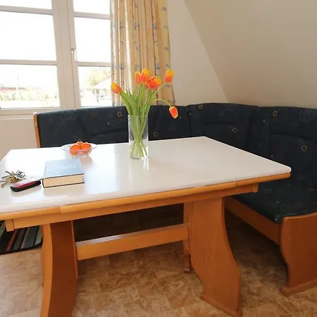 Danhostel Vollerup Hostal